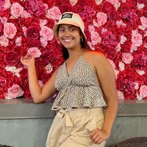 Meet your Posher, Camila